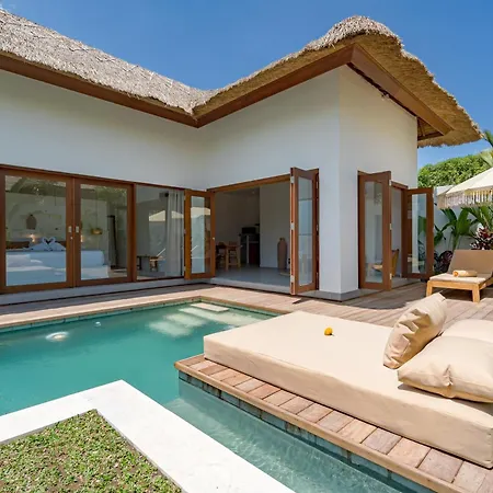 Villa Lounes 2 - Walking Distance To Luna Beach Club